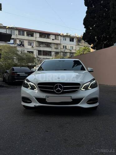 Mercedes E 220 2015, 195,000 km - 2.1 л - Bakı