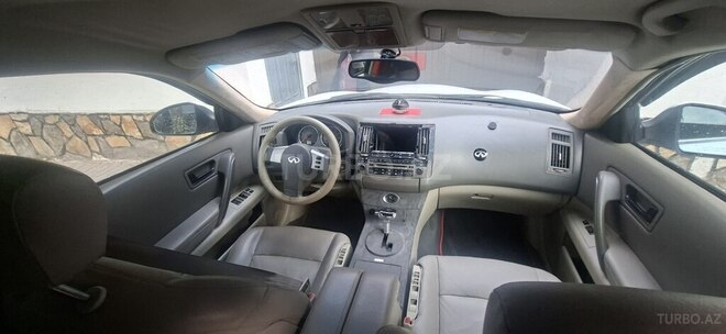 Infiniti FX35 2004, 260,000 km - 3.5 l - Göygöl