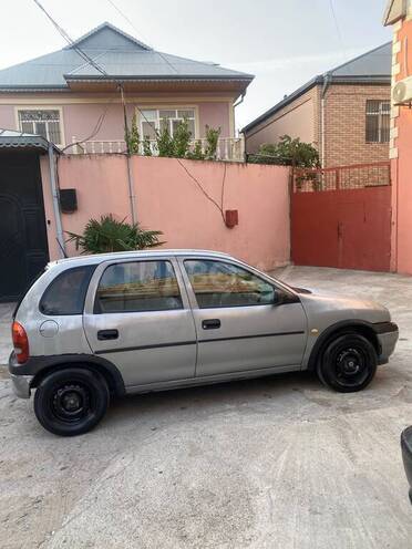 Opel Corsa 1997, 326,000 km - 1.4 l - Bakı