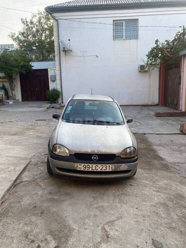 Opel Corsa 1997, 326,000 km - 1.4 l - Bakı