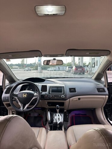 Honda Civic 2009, 424,000 km - 1.3 l - Xaçmaz