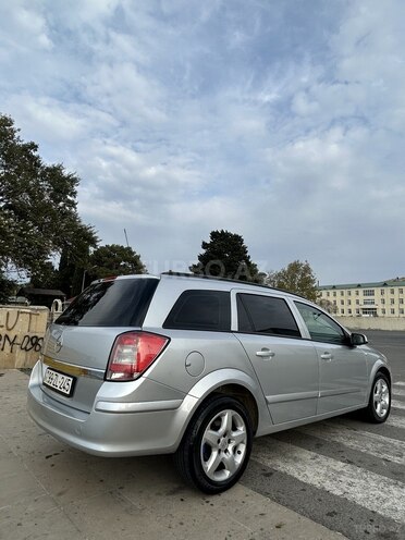 Opel Astra 2007, 270,500 km - 1.4 l - Mingəçevir