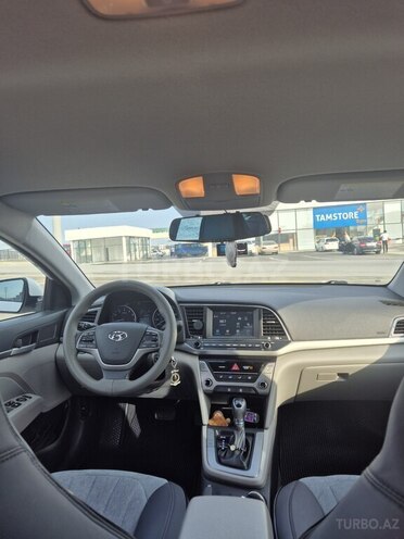 Hyundai Elantra 2017, 153,000 km - 2.0 л - Bakı