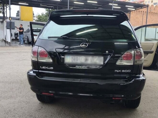 Lexus RX 300 2002, 380,000 km - 3.0 l - Göygöl