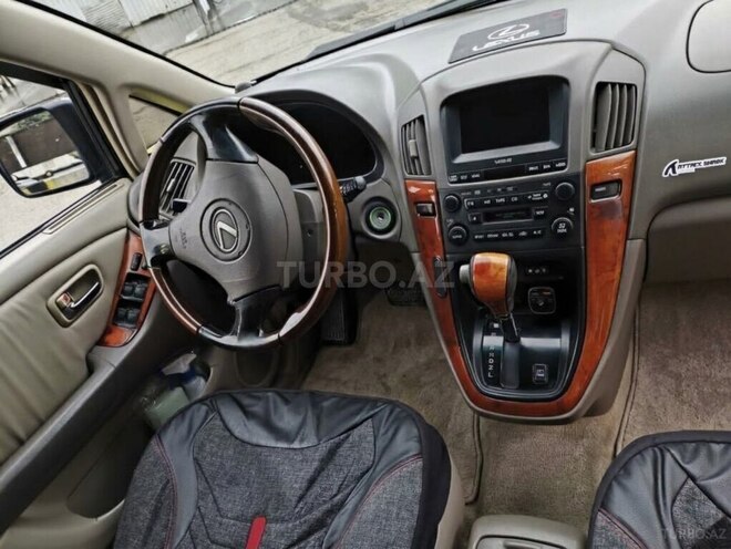 Lexus RX 300 2002, 380,000 km - 3.0 l - Göygöl