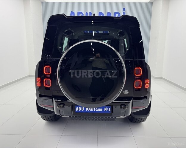 Land Rover Defender 2023, 42,600 km - 3.0 l - Bakı