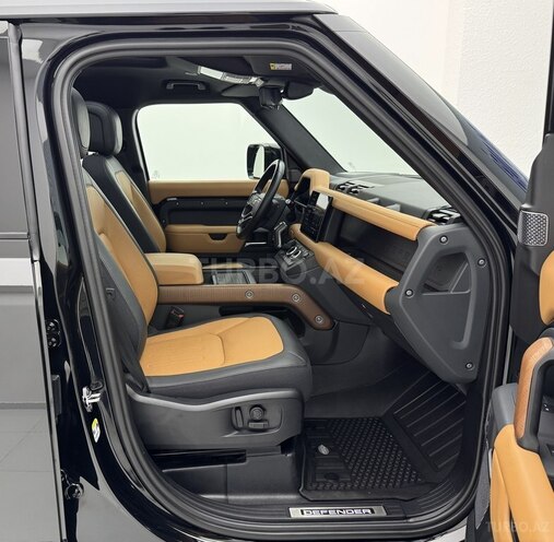 Land Rover Defender 2023, 42,600 km - 3.0 l - Bakı