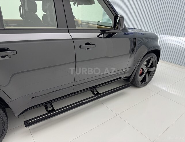Land Rover Defender 2023, 42,600 km - 3.0 l - Bakı