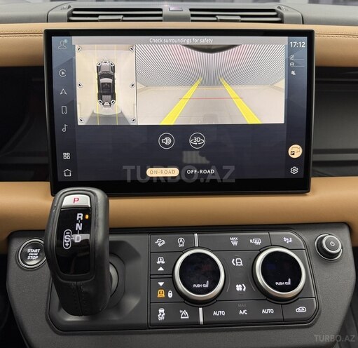 Land Rover Defender 2023, 42,600 km - 3.0 l - Bakı