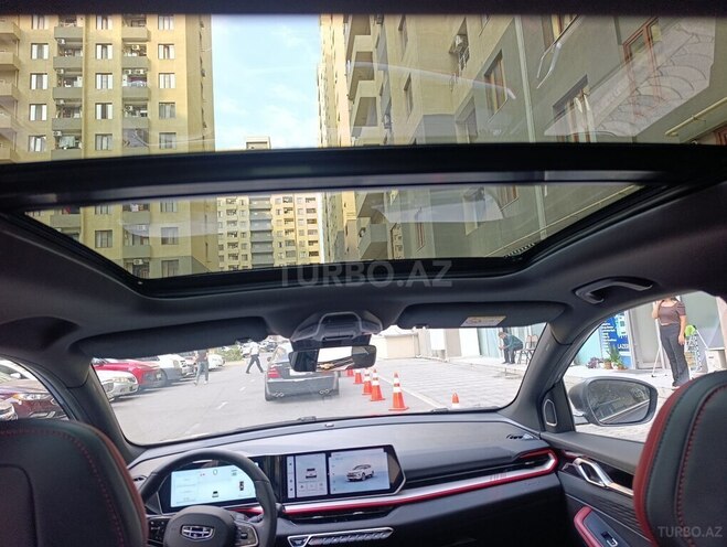 Geely Coolray 2025, 20,000 km - 1.5 l - Bakı