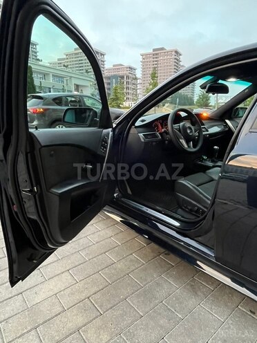 BMW 525 2006, 175,000 km - 2.5 l - Bakı