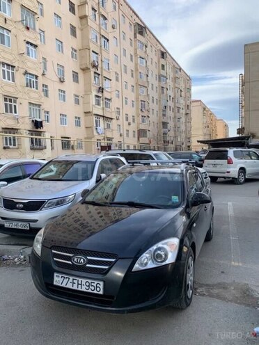 Kia  2008, 348,000 km - 1.4 l - Bakı