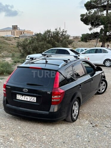 Kia  2008, 348,000 km - 1.4 l - Bakı