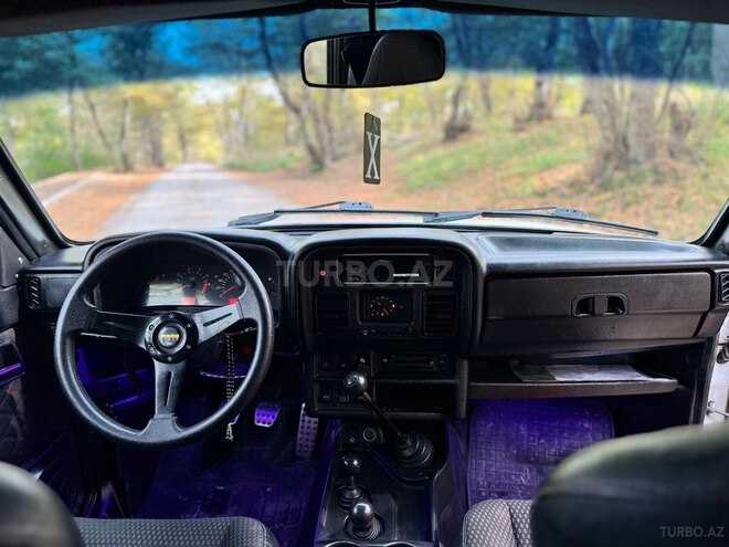 LADA (VAZ) Niva 2015, 230,000 km - 1.7 l - Qusar