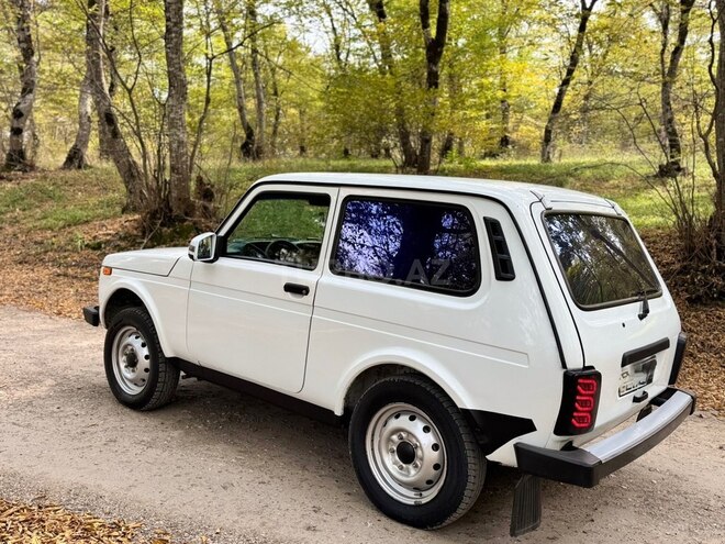 LADA (VAZ) Niva 2015, 230,000 km - 1.7 l - Qusar