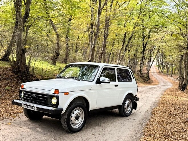 LADA (VAZ) Niva 2015, 230,000 km - 1.7 l - Qusar