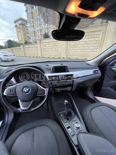 BMW X1 2017, 282,000 km - 2.0 l - Bakı