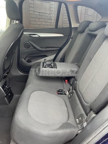 BMW X1 2017, 282,000 km - 2.0 l - Bakı