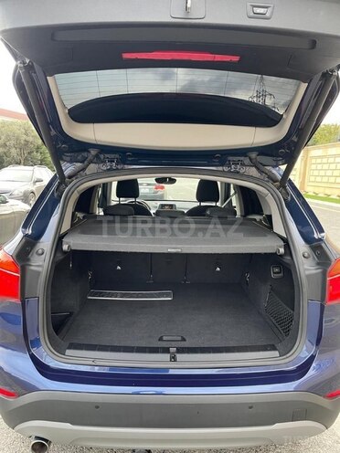 BMW X1 2017, 282,000 km - 2.0 l - Bakı