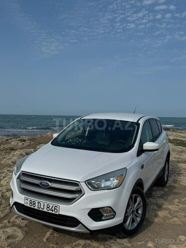 Ford Escape 2017, 202,000 km - 1.5 l - Bakı