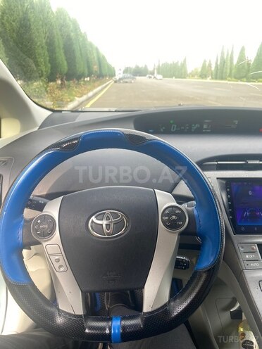 Toyota Prius 2013, 402,100 km - 1.8 l - Gəncə