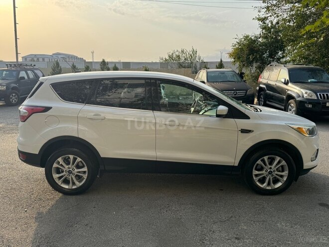Ford Escape 2017, 202,000 km - 1.5 l - Bakı