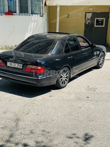 Mercedes E 280 2000, 360,000 km - 2.8 л - Bakı