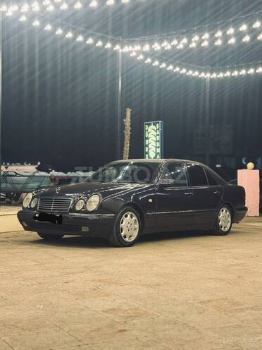 Mercedes E 230 1996, 140,000 km - 2.3 l - Masallı
