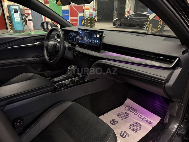 Toyota Camry 2025, 5,000 km - 2.0 l - Bakı