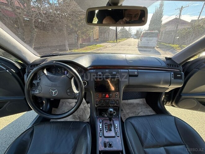 Mercedes E 280 2000, 360,000 km - 2.8 л - Bakı