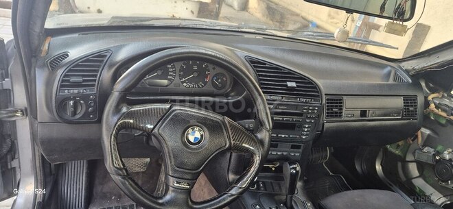 BMW 320 1993, 298,755 km - 2.0 л - Bakı