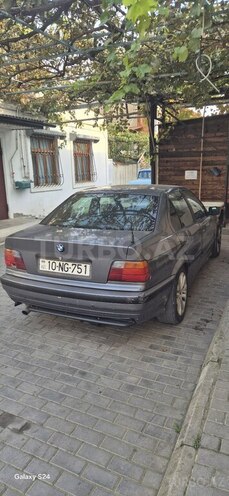 BMW 320 1993, 298,755 km - 2.0 л - Bakı