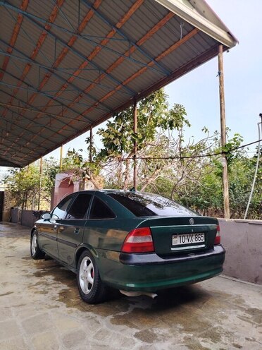 Opel Vectra 1997, 324,000 km - 1.8 l - Bakı