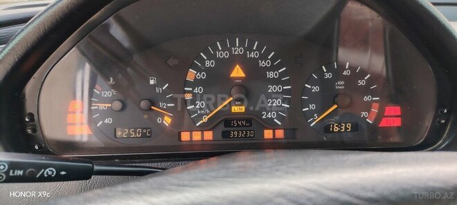 Mercedes C 180 1999, 395,000 km - 1.8 л - Bakı