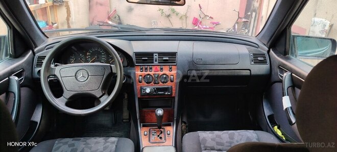 Mercedes C 180 1999, 395,000 km - 1.8 л - Bakı