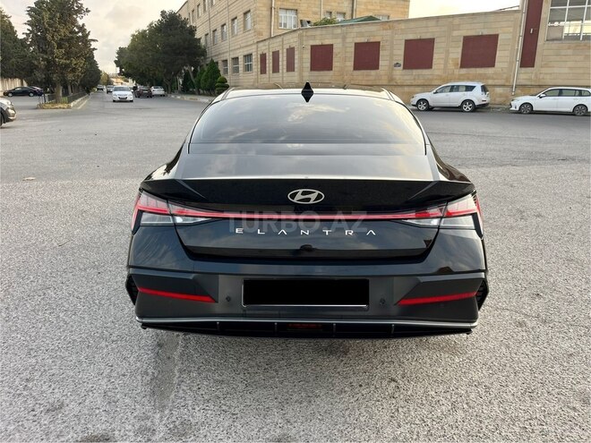 Hyundai Elantra 2024, 26,000 km - 1.6 л - Bakı