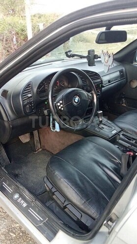 BMW 318 1993, 443,049 km - 1.8 l - Şabran