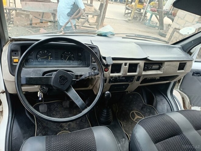 GAZ 33021 2002, 350,000 km - 2.5 l - Ucar