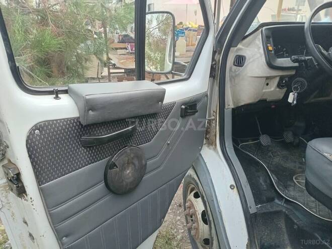 GAZ 33021 2002, 350,000 km - 2.5 l - Ucar