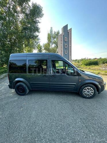 Ford Tourneo Connect 2007, 262,669 km - 1.8 л - Quba