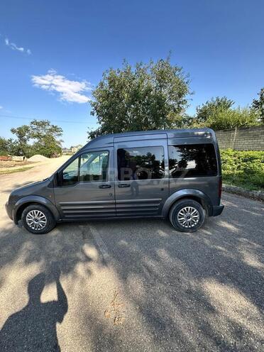 Ford Tourneo Connect 2007, 262,669 km - 1.8 л - Quba