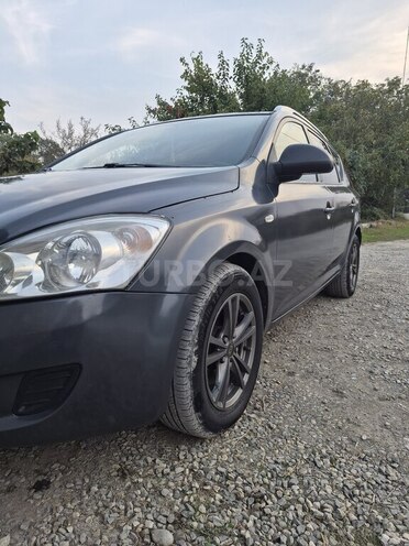 Kia  2008, 351,000 km - 1.6 l - Xaçmaz