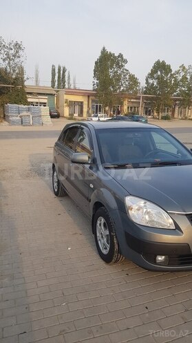 Kia Rio 2006, 310,000 km - 1.4 l - Şirvan