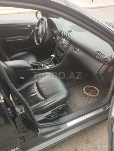Mercedes C 240 2004, 390,267 km - 2.6 l - Bakı