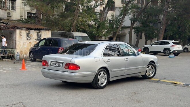 Mercedes E 230 1997, 248,480 km - 2.3 l - Bakı