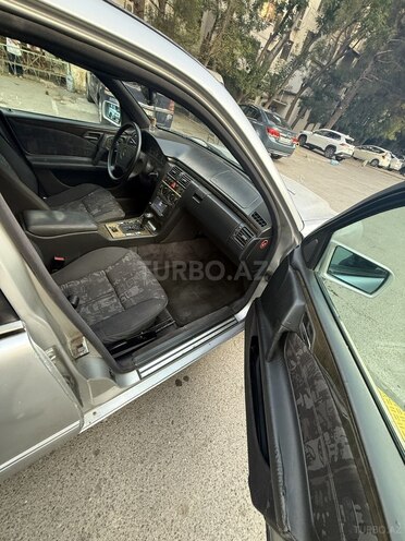 Mercedes E 230 1997, 248,480 km - 2.3 l - Bakı