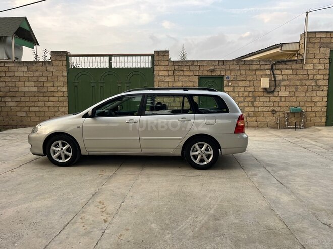 Toyota Corolla 2006, 235,000 km - 1.4 l - Bakı