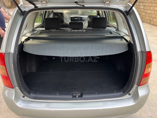 Toyota Corolla 2006, 235,000 km - 1.4 l - Bakı