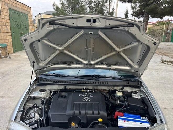 Toyota Corolla 2006, 235,000 km - 1.4 l - Bakı