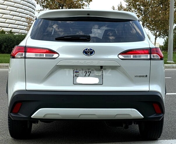 Toyota Corolla Cross 2024, 22,000 km - 2.0 l - Bakı